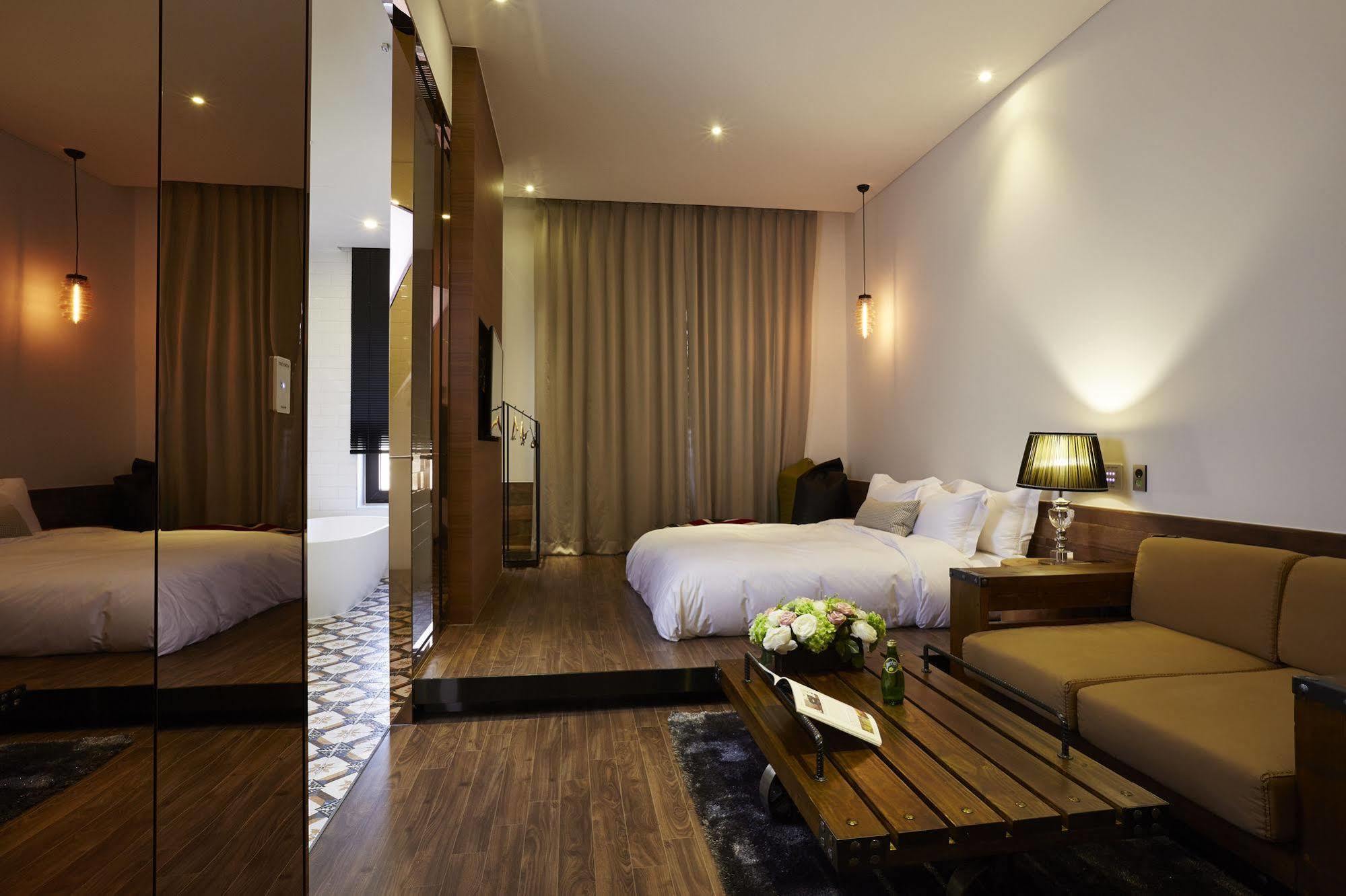 Chungbuk Inno City Namoo Hotel Eumseong Eksteriør bilde